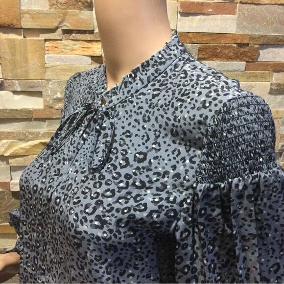 CHARLOTTE BRODY Silk Blouse - Picture 7 of 11